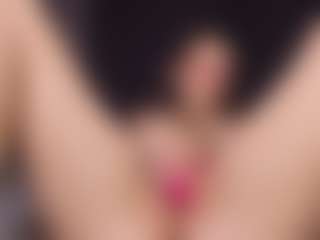 Sensual petite girl foxie's Live Sex Cam Show