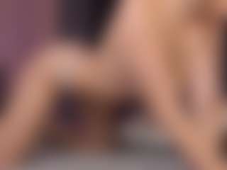 Sensual petite girl foxie's Live Sex Cam Show
