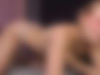 Sensual petite girl foxie's Live Sex Cam Show
