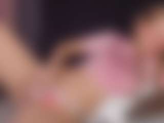 Sensual petite girl foxie's Live Sex Cam Show