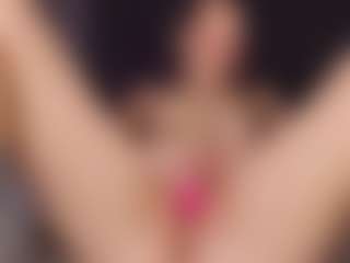 Sensual petite girl foxie's Live Sex Cam Show