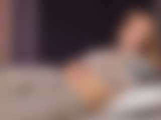 Sensual petite girl foxie's Live Sex Cam Show