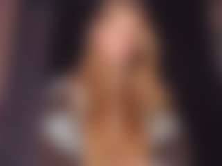 Sensual petite girl foxie's Live Sex Cam Show