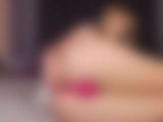 Live cam show with Sensual petite girl foxie - Lush on xDating
