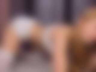 Live-sekscamshow van Sensual petite girl foxie