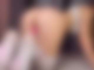 Sensual petite girl foxie's Live Sex Cam Show