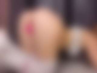 Sensual petite girl foxie's Live Sex Cam Show