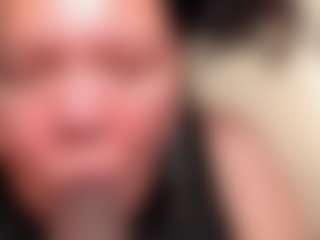 Live cam show with Holy-Reid - Granny on Camsoda Late Night