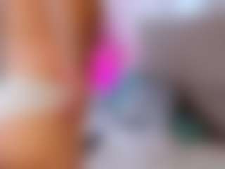 Live cam show with Holy-Reid - Striptease Granny on nudelive.tv