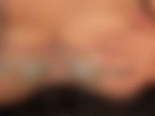Holy-Reid's Live Sex Cam Show