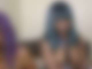 miah and bee's Live Sex Cam Show