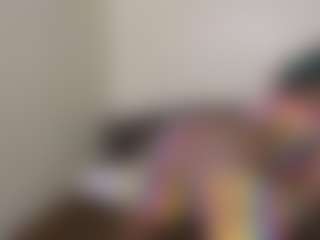 miah and bee's Live Sex Cam Show