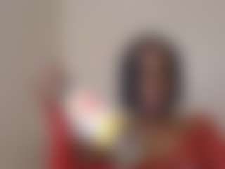 miah and bee's Live Sex Cam Show