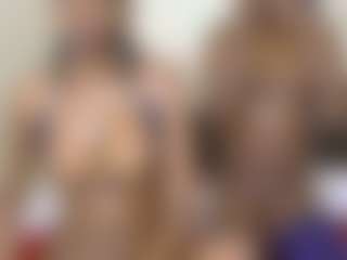 miah and bee's Live Sex Cam Show