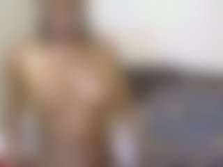 miah and bee's Live Sex Cam Show