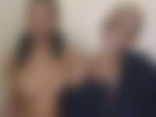 Live cam show with miah and bee - Lesbian on fapnchat