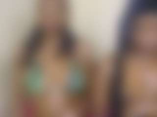 Live cam show with miah and bee - Tease on CamwithHer