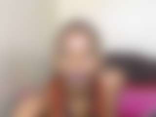 miah and bee's Live Sex Cam Show