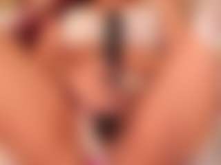 Live cam show with Mila Grace - Average on Camsoda