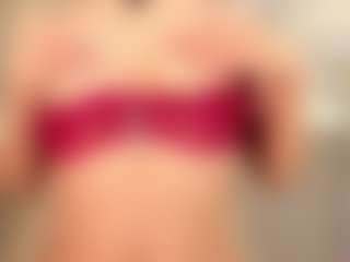 Live cam show with Mila Grace - Amateur on Milfs Live