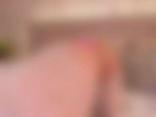 Live cam show with Mila Grace - Dirty Talk on liverealitysex.com