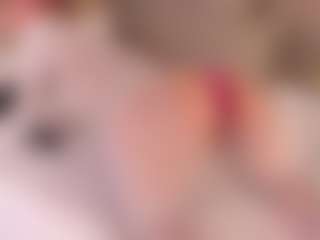 Live cam show with Mila Grace - Petite on Gym Cam Girls
