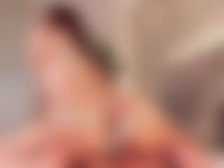 Live cam show with Mila Grace - Fingering Young Adult on liverealitysex.com