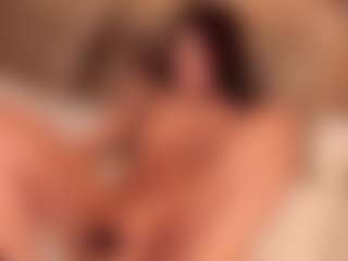 Live cam show with Mila Grace - Shaved Pussy on SpankPalCams
