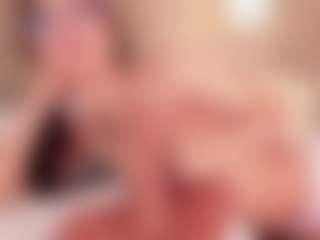Live cam show with Mila Grace - Average on Camsoda
