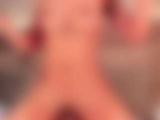 Live cam show with Mila Grace - Striptease on Camsoda