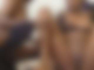 Spettacolo in cam dal vivo con bee and miah - Drinking su Camsoda