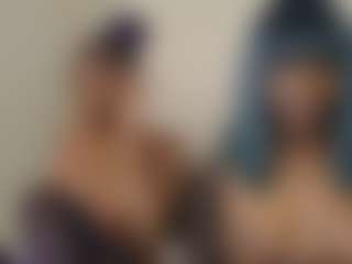 Live cam show with bee and miah - Petite on SquirtSoMuch