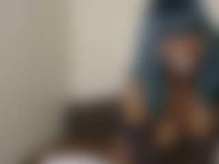 Live cam show with bee and miah - Tease on Camsoda