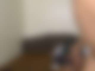 Live cam show with bee and miah - Small Tits on Mixed Magazine Live