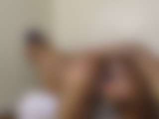 bee and miah's Live Sex Cam Show