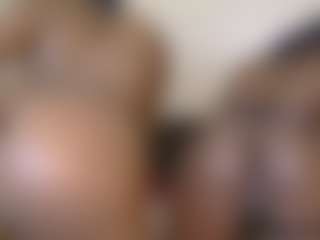 Live cam show with bee and miah - Tease on Camsoda
