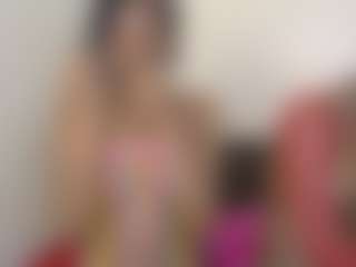 bee and miah's Live Sex Cam Show