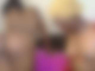 bee and miah's Live Sex Cam Show