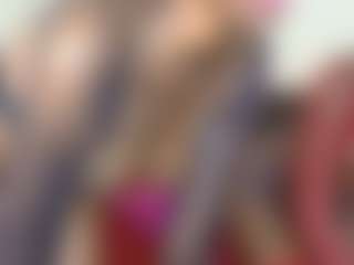 bee and miah's Live Sex Cam Show