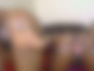 bee and miah's Live Sex Cam Show