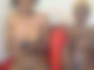 bee and miah's Live Sex Cam Show