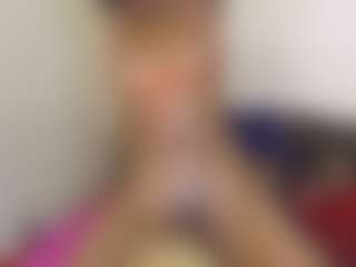bee and miah's Live Sex Cam Show