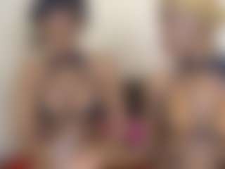 bee and miah's Live Sex Cam Show