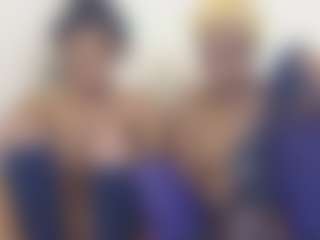 bee and miah's Live Sex Cam Show