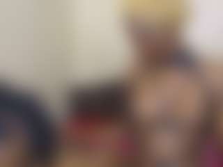 bee and miah's Live Sex Cam Show