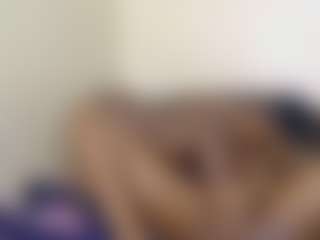 bee and miah's Live Sex Cam Show