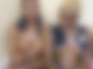 bee and miah's Live Sex Cam Show