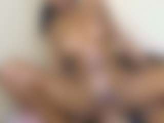 bee and miah's Live Sex Cam Show