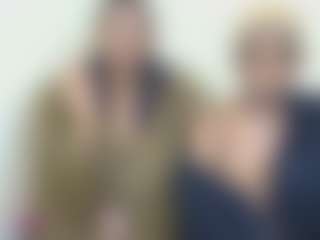 Live cam show with bee and miah - Deepthroat on Camsoda