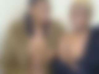 Live cam show with bee and miah - Deepthroat on Camsoda